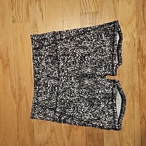 Old Navy active shorts
